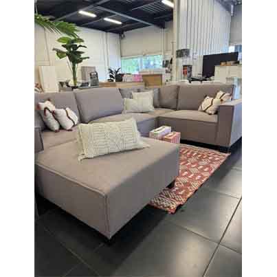 UT-CODY-BARREL-21  Sofa d'angle modulable et ottoman Mocca CODY L309xM213cm - Ottoman 96x96cm (5 pièces) vue3